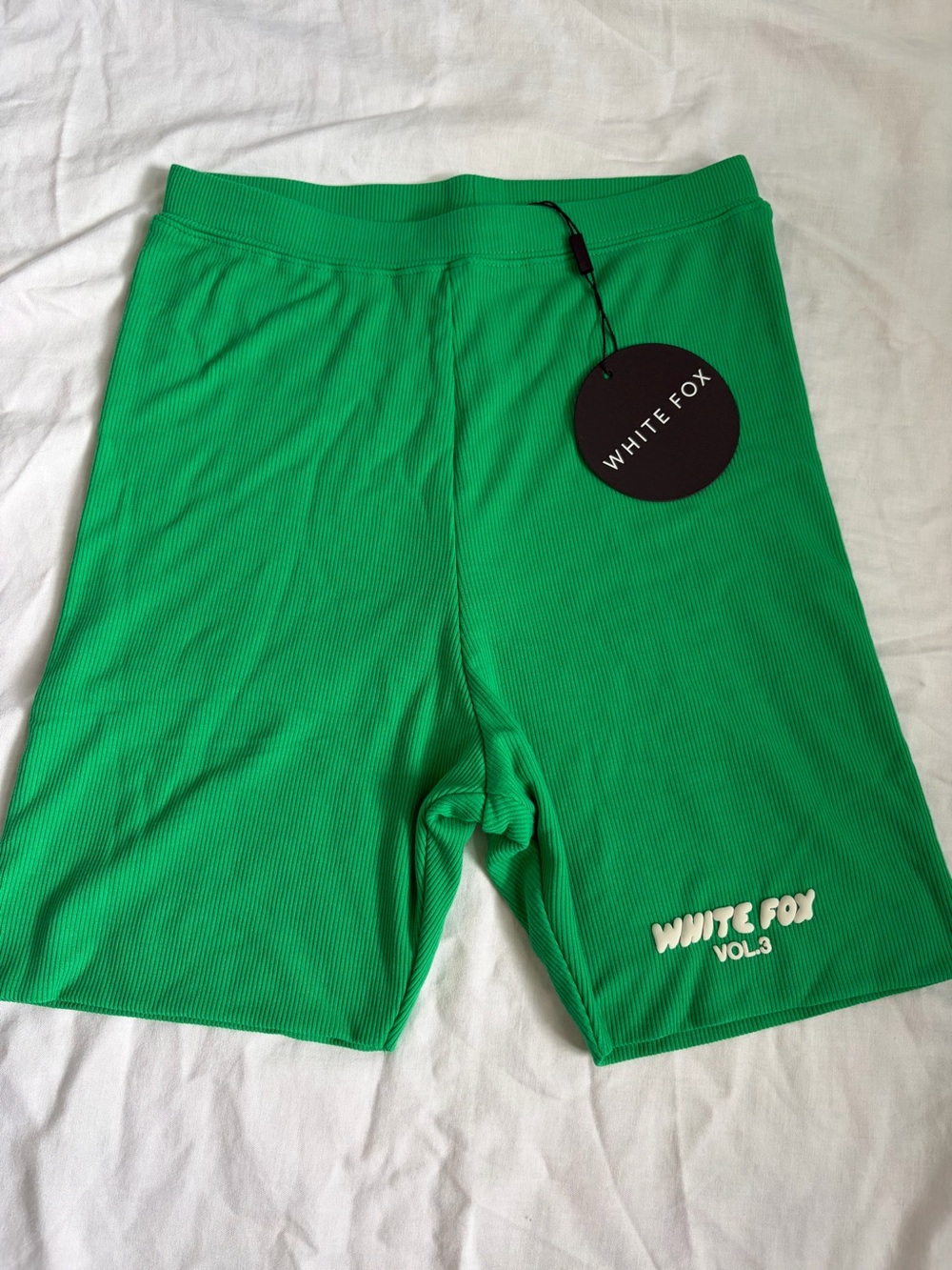 NWT White Fox Boutique Offstage Ribbed Bike Shorts Amazon Green Size S